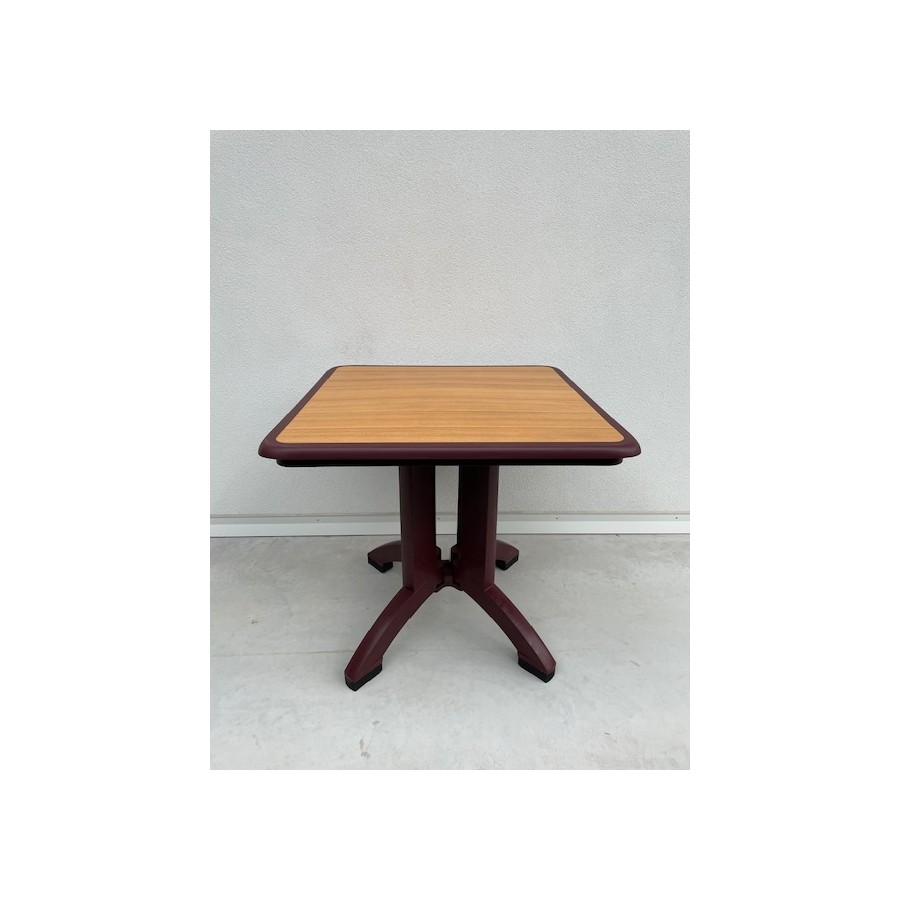 Grosfillex - Tavolo ribaltabile cm 80x80 colore Mogano con piano in simil teak